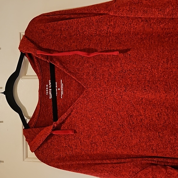 Torrid Red Hoodie Sweatshirt - Picture 4 of 7